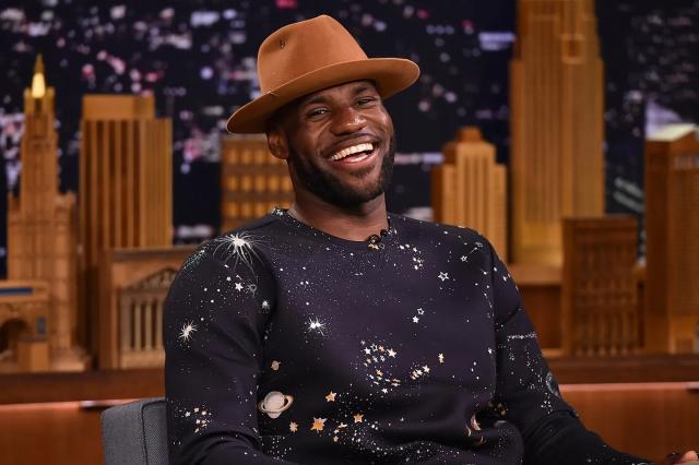 开云入口-詹姆斯在洛杉矶站稳脚跟，他的影响力不止在篮球场